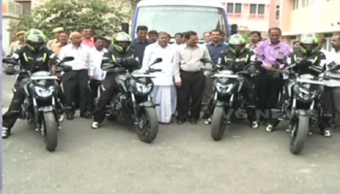 టీ-టూరిజం ప్రచారానికి నలుగురు మహిళల సాహసయాత్ర టీ-టూరిజం ప్రచారానికి నలుగురు మహిళల సాహసయాత్ర