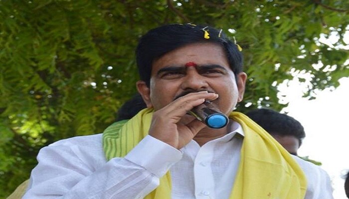 అమిత్ షాను జగన్ దేవుడిలా కొలుస్తున్నారు! అమిత్ షాను జగన్ దేవుడిలా కొలుస్తున్నారు!