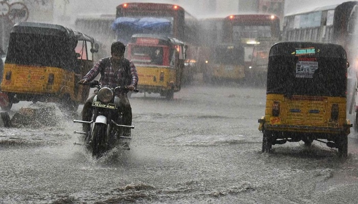 హైదరాబాద్లో కుండపోత వర్షం హైదరాబాద్లో కుండపోత వర్షం
