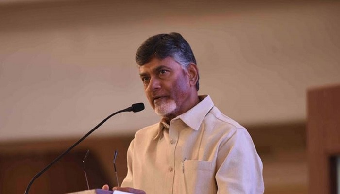 నేను ఎక్కడికి వెళ్లినా.. నా మనసంతా ఇక్కడే ఉంటుంది : ఏపీ సీఎం చంద్రబాబు నేను ఎక్కడికి వెళ్లినా.. నా మనసంతా ఇక్కడే ఉంటుంది : ఏపీ సీఎం చంద్రబాబు