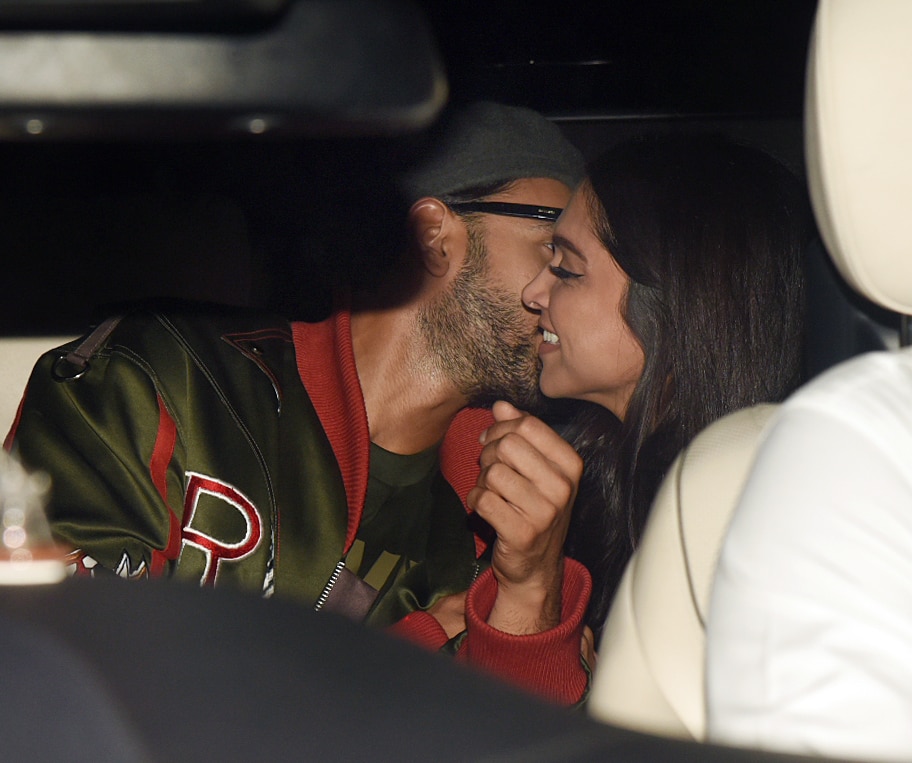 Ranveer gives his wife a kiss