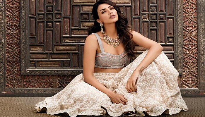 ఆదిలోనే బంపర్ ఆఫర్ ; మన్మధుడు- 2లో ఛాన్స్ కొట్టేసిన ముద్దుగుమ్మ ! ఆదిలోనే బంపర్ ఆఫర్ ; మన్మధుడు- 2లో ఛాన్స్ కొట్టేసిన ముద్దుగుమ్మ !