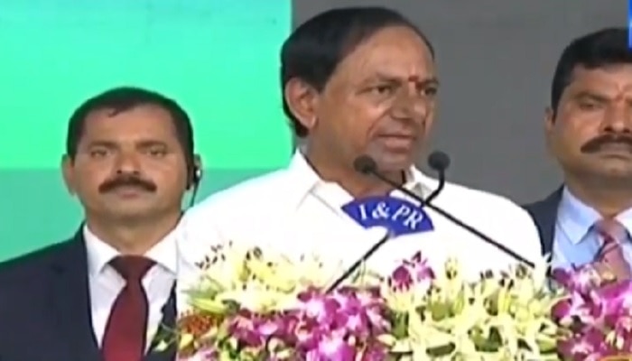 తెలుగు ప్రజల మధ్య కొట్లాట కాదు..సహకారం కావాలి - జగన్ ప్రమాణస్వీకారోత్సవంలో కేసీఆర్ ఉద్వేగ ప్రసంగం తెలుగు ప్రజల మధ్య కొట్లాట కాదు..సహకారం కావాలి - జగన్ ప్రమాణస్వీకారోత్సవంలో కేసీఆర్ ఉద్వేగ ప్రసంగం