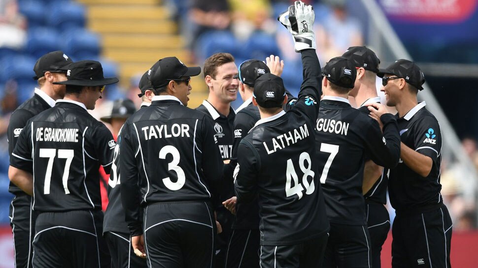 NZ vs SA: 50 ఓవర్ల మ్యాచ్ను 49 ఓవర్లకు కుదింపు NZ vs SA: 50 ఓవర్ల మ్యాచ్ను 49 ఓవర్లకు కుదింపు