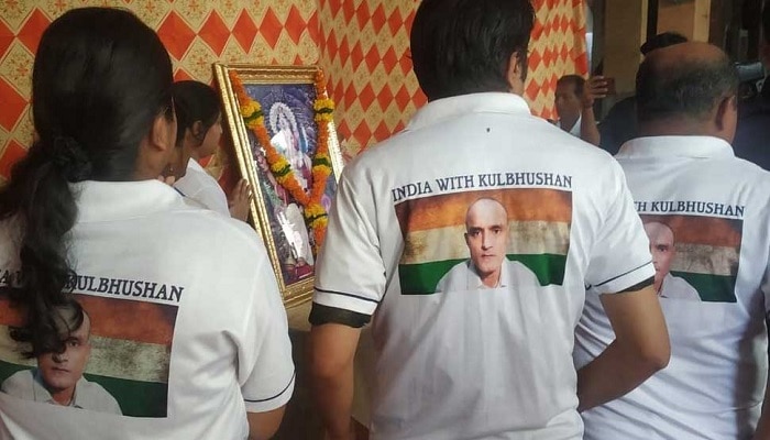 అంతర్జాతీయ కోర్టులో భారత్ కు ఊరట.. పాక్కు గట్టి షాక్ !! అంతర్జాతీయ కోర్టులో భారత్ కు ఊరట.. పాక్కు గట్టి షాక్ !!