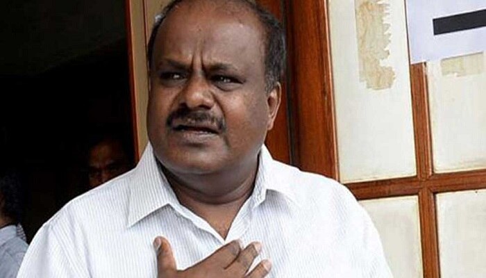 కుమారస్వామి సర్కార్ కు స్వల్ప ఊరట; విశ్వాసపరీక్షకు డెడ్ లైన్ పొడిగింపు కుమారస్వామి సర్కార్ కు స్వల్ప ఊరట; విశ్వాసపరీక్షకు డెడ్ లైన్ పొడిగింపు