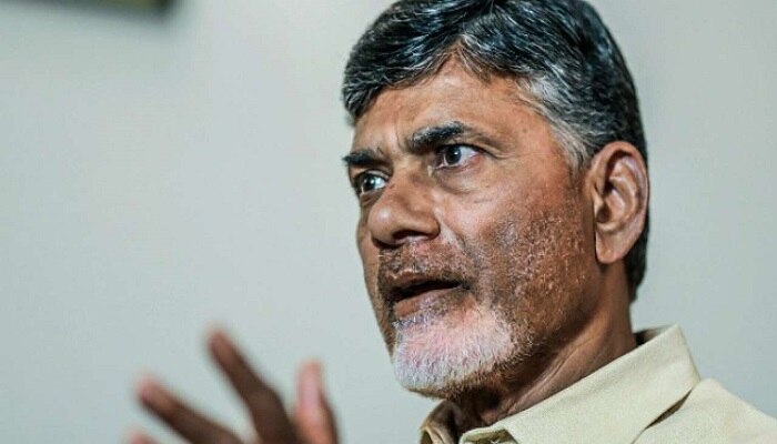 రాజధానిని మార్చే కుట్రతోనే కృత్రిమ వరద సృష్టి - చంద్రబాబు రాజధానిని మార్చే కుట్రతోనే కృత్రిమ వరద సృష్టి - చంద్రబాబు