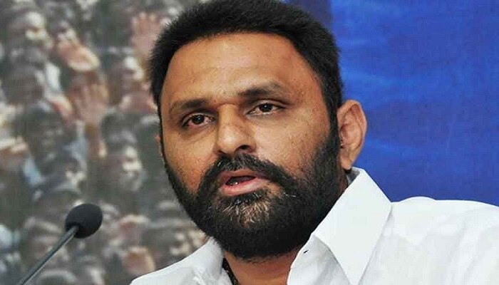 రాజధాని విషయంలో ప్రభుత్వ వైఖరి బయటపెట్టిన మంత్రి కొడాలి నాని !! రాజధాని విషయంలో ప్రభుత్వ వైఖరి బయటపెట్టిన మంత్రి కొడాలి నాని !!