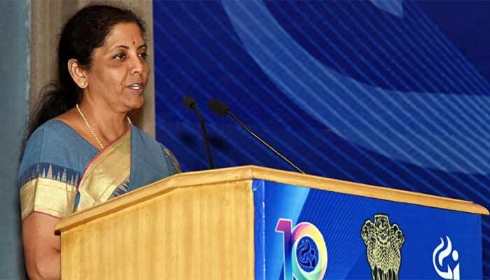 అక్టోబర్ 1 నుంచి కేంద్రీకృత విధానంలో ఐటీ నోటీసులు -ఆర్ధిక మంత్రి నిర్మల అక్టోబర్ 1 నుంచి కేంద్రీకృత విధానంలో ఐటీ నోటీసులు -ఆర్ధిక మంత్రి నిర్మల
