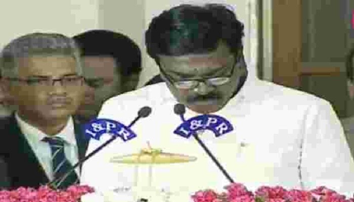 టికెట్ ధర కంటే ఎక్కువ వసూలు చేస్తే ఫిర్యాదు: మంత్రి అజయ్ టికెట్ ధర కంటే ఎక్కువ వసూలు చేస్తే ఫిర్యాదు: మంత్రి అజయ్