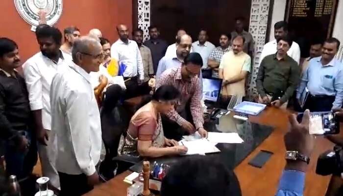 ఏపీకి సీఎస్గా రావడంపై స్పందించిన నీలం సహాని ఏపీకి సీఎస్గా రావడంపై స్పందించిన నీలం సహాని