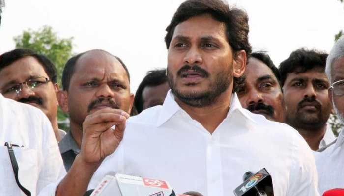 YS Jagan Mohan Reddy: రాజధాని అంశంపై 20న ఏపీ కేబినెట్ భేటీ YS Jagan Mohan Reddy: రాజధాని అంశంపై 20న ఏపీ కేబినెట్ భేటీ