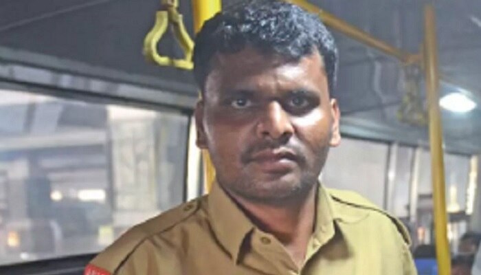 సివిల్స్లో సత్తాచాటిన బస్ కండక్టర్.. కలెక్టర్ పోస్టుకు అడుగు దూరంలో! సివిల్స్లో సత్తాచాటిన బస్ కండక్టర్.. కలెక్టర్ పోస్టుకు అడుగు దూరంలో!