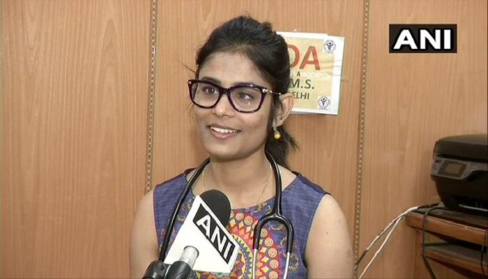 Doctor breaks down video: కన్నీటి పర్యంతమైన డాక్టరమ్మ Doctor breaks down video: కన్నీటి పర్యంతమైన డాక్టరమ్మ