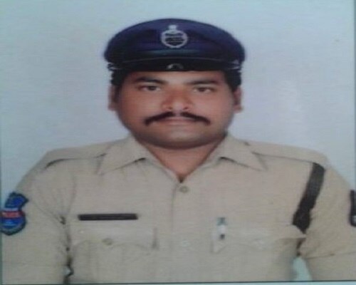 కరోనాతో కానిస్టేబుల్ మృతి.. కరోనాతో కానిస్టేబుల్ మృతి..