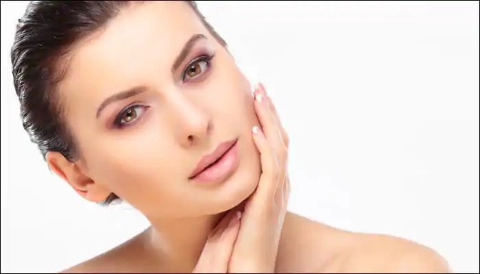 Beauty Tips: ఇంట్లోనే మెరిసే చర్మాన్ని సొంతం చేసుకునే చిట్కాలు Beauty Tips: ఇంట్లోనే మెరిసే చర్మాన్ని సొంతం చేసుకునే చిట్కాలు