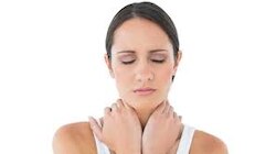 Health Tips: గొంతు నొప్పికి ఇలా చెక్ పెట్టండి