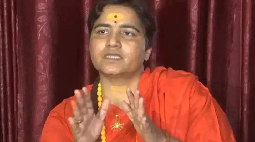 Pragya Thakur: ‘హనుమాన్‌ చాలీసా పఠించండి.. కరోనాను జయించండి’