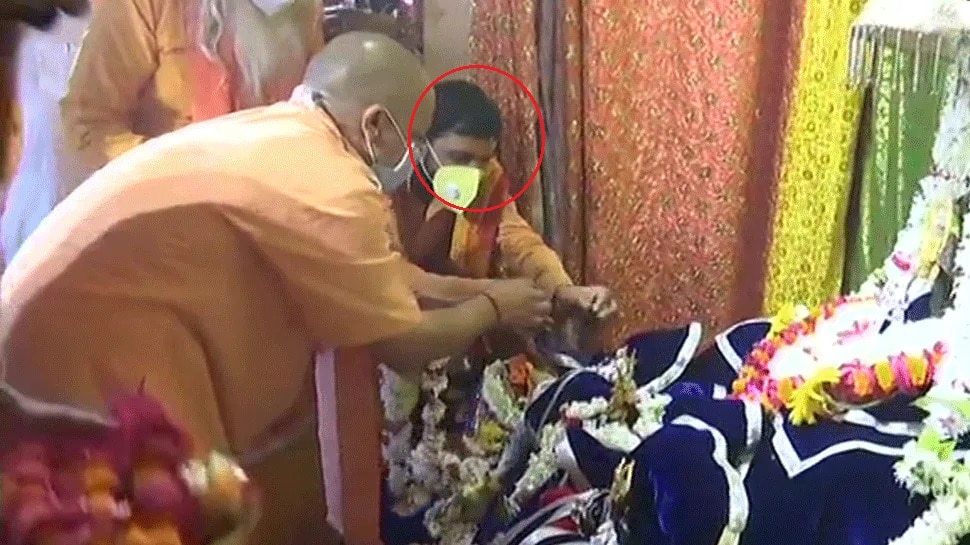 Ram Temple: పూజారి సహా 15 మందికి కరోనా పాజిటివ్ Ram Temple: పూజారి సహా 15 మందికి కరోనా పాజిటివ్