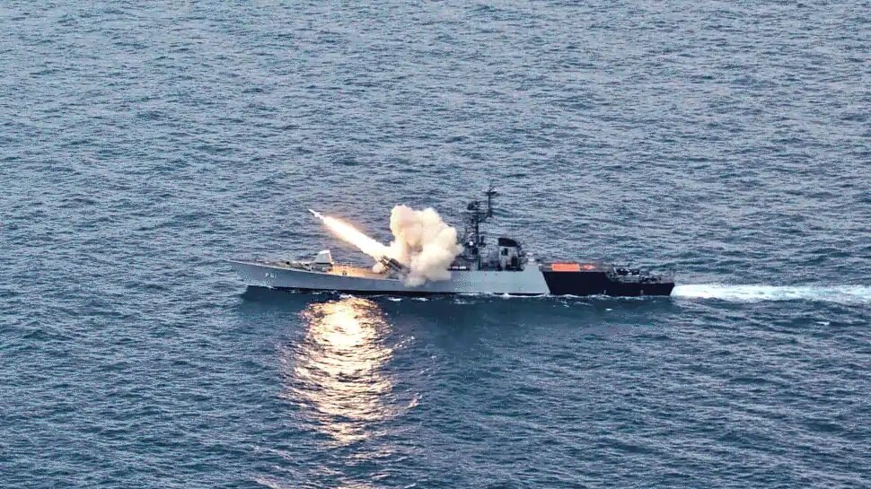 Anti-Ship Missile: అనుకున్న లక్ష్యాన్ని ఛేదించిన యాంటీషిప్ మిస్సైల్ Anti-Ship Missile: అనుకున్న లక్ష్యాన్ని ఛేదించిన యాంటీషిప్ మిస్సైల్