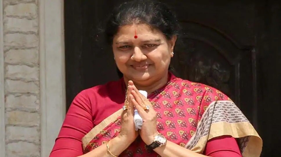 Sasikala sensational comments: ఏఐఏడీఎంకే పార్టీ పగ్గాలు శశికళకు దక్కనున్నాయా..ఆమె వ్యాఖ్యలకు అర్ధమేంటి