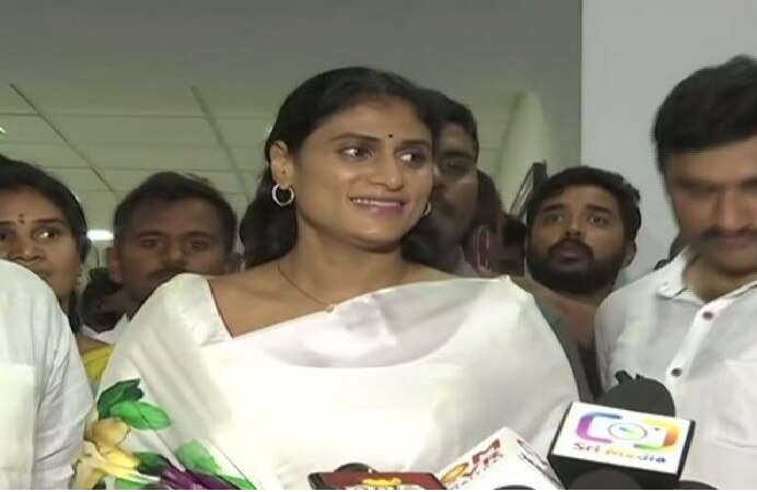 Ys Sharmila new party: వైఎస్ షర్మిల కొత్త పార్టీకు సలహాదారుల నియామకం, ఎవరో తెలుసా