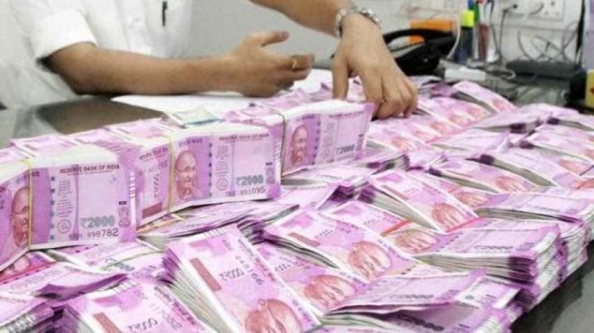 Black money: చెన్నైలో భారీగా నల్లధనం, ఎన్నికల కోసం దాచారా ?