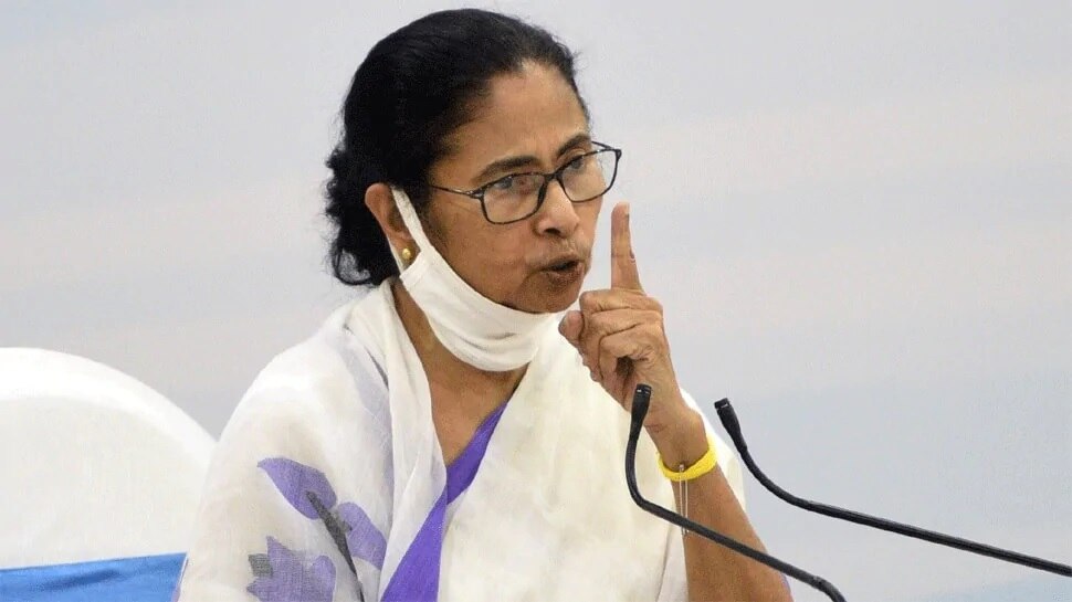 Attack on Mamata Banerjee: మమతా బెనర్జీపై దాడి, నందిగ్రామ్‌లో ఉద్రిక్తత