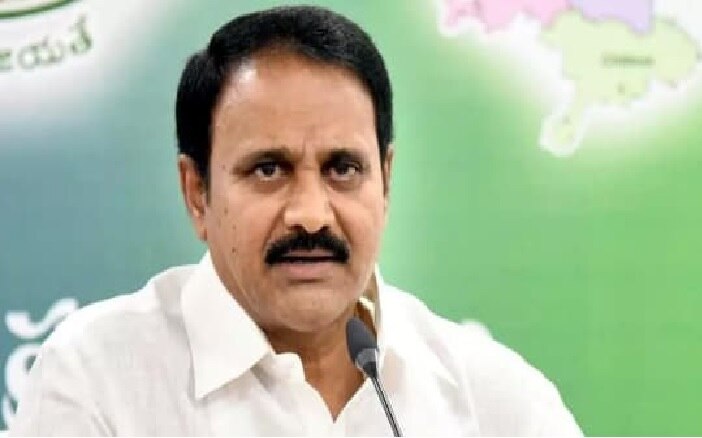 Ap Three capitals: అధికార వికేంద్రీకరణ నిర్ణయమే వైసీపీ భారీ విజయానికి కారణమా