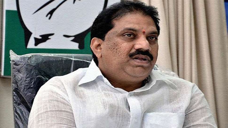 MLA Malladi Vishnu: మళ్లీ నోరు జారిన ఎమ్మెల్యే మల్లాది విష్ణు.. ఈ సారి భక్తులపై.. 