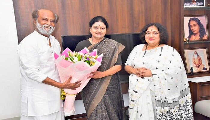 Sasikala meets Rajinikanth : రజనీకాంత్‌ను కలిసిన శశికళ, రాజకీయ మద్దుతు కోసమేనా?