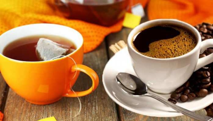 Coffew and Tea: కాఫీ, టీలలో ఏది మంచిది..ఏది కాదు, రోజుకు ఎన్ని కప్పులు Coffew and Tea: కాఫీ, టీలలో ఏది మంచిది..ఏది కాదు, రోజుకు ఎన్ని కప్పులు