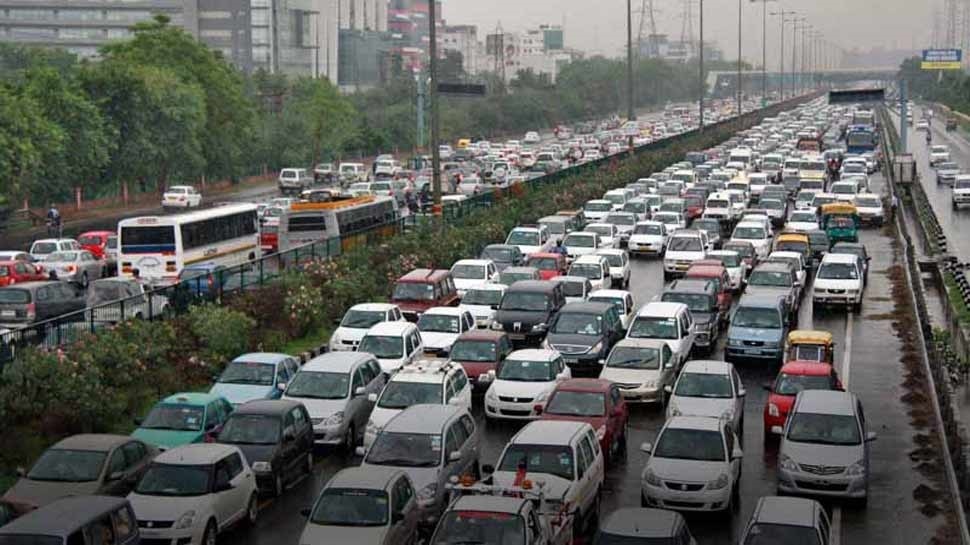 Traffic restrictions in Hyderabad : హైదరాబాద్‌లో రేపటి నుంచి పది రోజుల పాటు ట్రాఫిక్‌ ఆంక్షలు