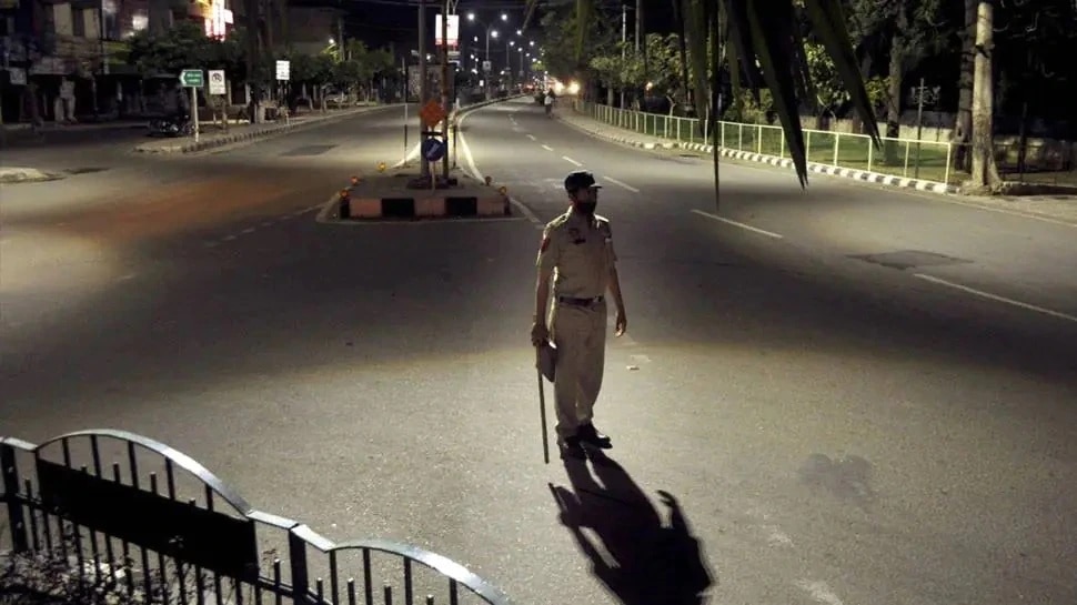 Telangana Night Curfew: తెలంగాణలో రాత్రిపూట కర్ఫ్యూ.. డీహెచ్ శ్రీనివాసరావు కీలక ప్రకటన