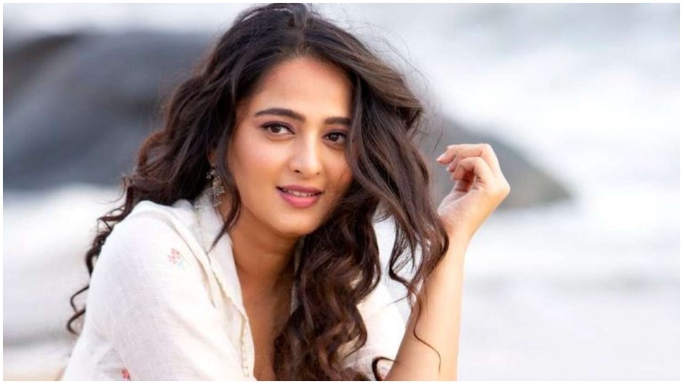 Anushka Shetty Casting Couch: టాలీవుడ్‌లోనూ క్యాస్టింగ్ కౌచ్ ఉంది.. నేను కూడా..! షాకింగ్ కామెంట్స్ చేసిన అనుష్క!! 