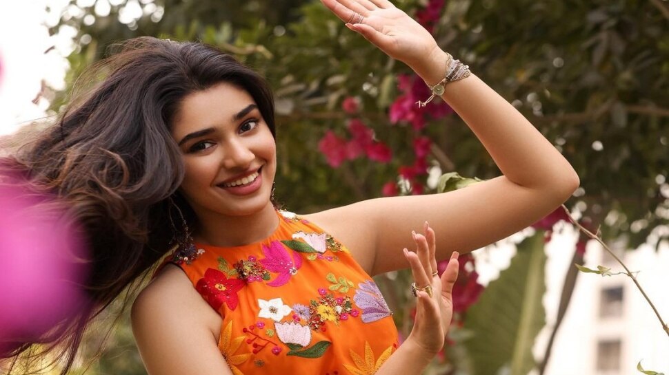 Krithi Shetty Photos: హోలీ రంగుల్లో కృతిశెట్టి సోయగానికి ఎవ్వరైనా ఫిదా అవ్వాల్సిందే!