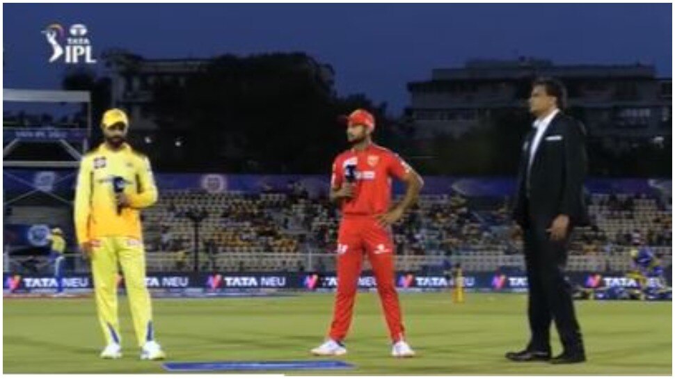 CSK vs PBKS: టాస్ గెలిచి బౌలింగ్ ఎంచుకున్న చెన్నై.. తొలి విజయం సొంతమయ్యేనా?! మార్పులతో బరిలోకి ఇరు జట్లు