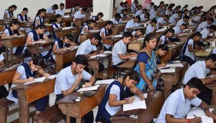 AP Tenth Exams: పదవ తరగతి పరీక్షల్లో మార్పుల్లేవు, మరి రంజాన్ పండుగన పరీక్ష ఉంటుందా