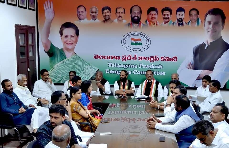  Telangana Congress: టీపీసీసీ క్రమశిక్షణ సంఘం సమావేశం.. అద్దంకి దయాకర్‌కి షోకాజ్‌ నోటీసులు!