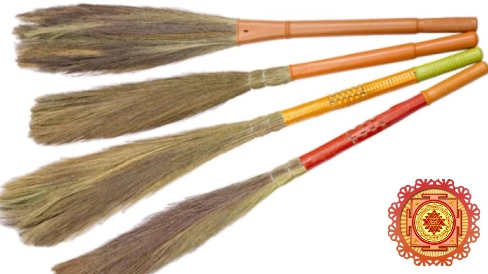 Vastu tips of broom, how and where the broom to be kept in a house