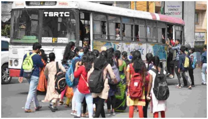 Bus Charges Hike : విద్యార్థులను వదలని ఆర్టీసీ.. బస్‌ పాస్‌ చార్జీలు 150 శాతం హైక్ 