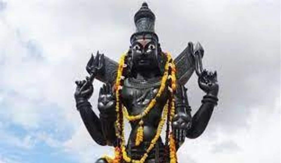 Shani pooja Vidhanam: శనిదేవుడిని ఎలా పూజించాలి, పద్ధతి తప్పితే శని ఆగ్రహం తప్పదు