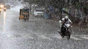 Rain Alert:  తెలుగు రాష్ట్రాల్లో ఎల్లో అలర్ట్.. రెండు రోజులు భారీ వర్షాలు! ఇళ్లలోనే ఉండాలని ఐఎండీ వార్నింగ్.. 