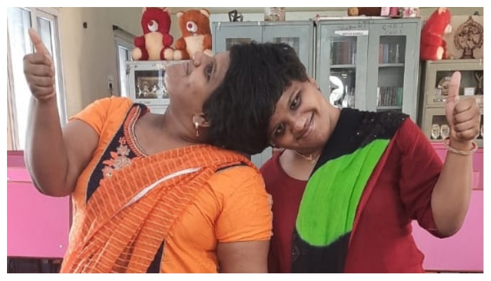 Twins Veena Vani: ఫస్ట్ క్లాస్ లో ఇంటర్ పాసైన వీణ వాణి.. చాటెడ్ అకౌంటెంట్ కావడమే అవిభక్త కవల లక్ష్యమట! 