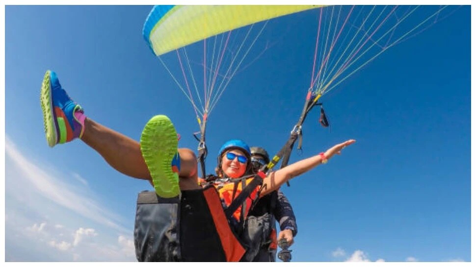 Paragliding Places: ఇండియాలో ఏడు అద్భుతమైన, అందమైన పారాగ్లైడింగ్ ప్రాంతాలివే, టికెట్ ఎంతంటే