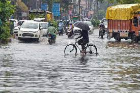 Rain Alert: తెలుగు రాష్ట్రాలకు భారీ వర్ష సూచన.. పలు జిల్లాలకు అలర్ట్ 