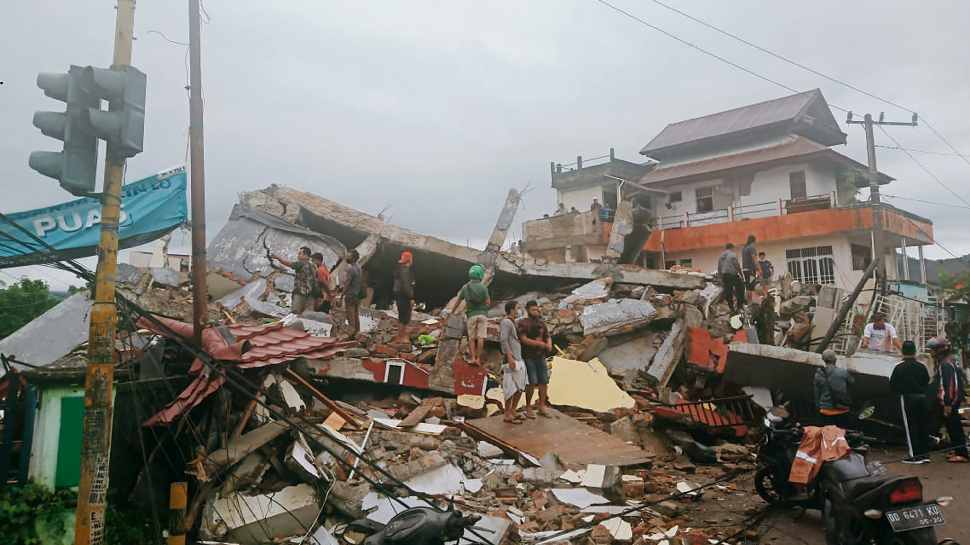 Indonesia Earthquake : ఘోర భూకంపం..46 మంది మృతి, 700 మందికి తీవ్ర గాయాలు