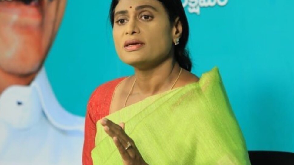 YS Sharmila : KCR అంటే కొత్త అర్థం చెప్పింది.. కన్నీళ్లు, చావులు, రోదనలు.. వైఎస్ షర్మిల కౌంటర్లు