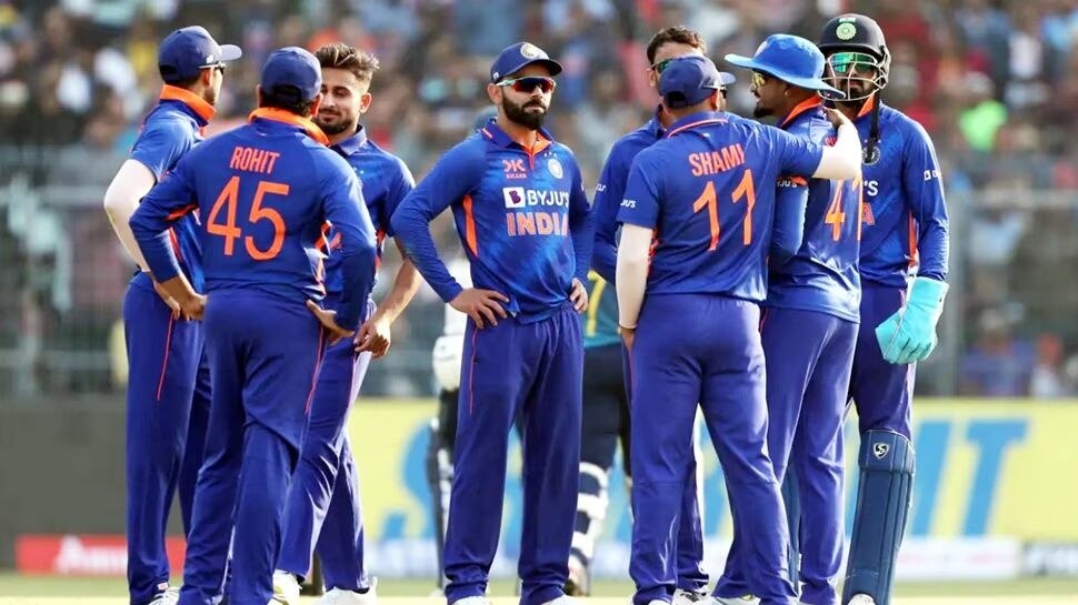 Team India Squads: టీ20ల నుంచి రోహిత్ శర్మ, కోహ్లీ ఔట్.. పృథ్వీ షాకు పిలుపు.. వన్డే జట్టులోకి ఊహించని ప్లేయర్‌కు చోటు