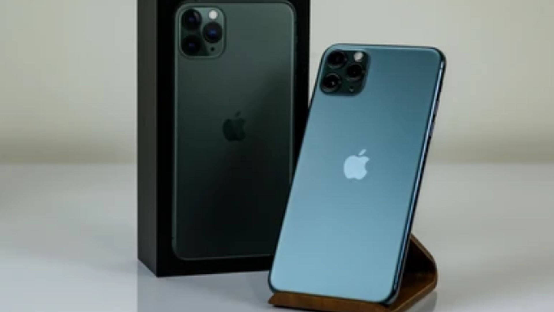 Buy iPhone 11 only Rs18999 in Flipkart, iPhone Under Rs20000 | సగం ధరకే ...